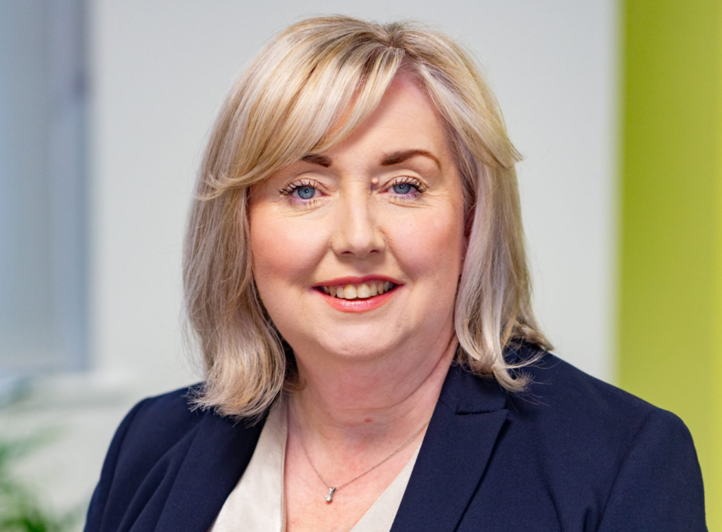 Lisa Evans